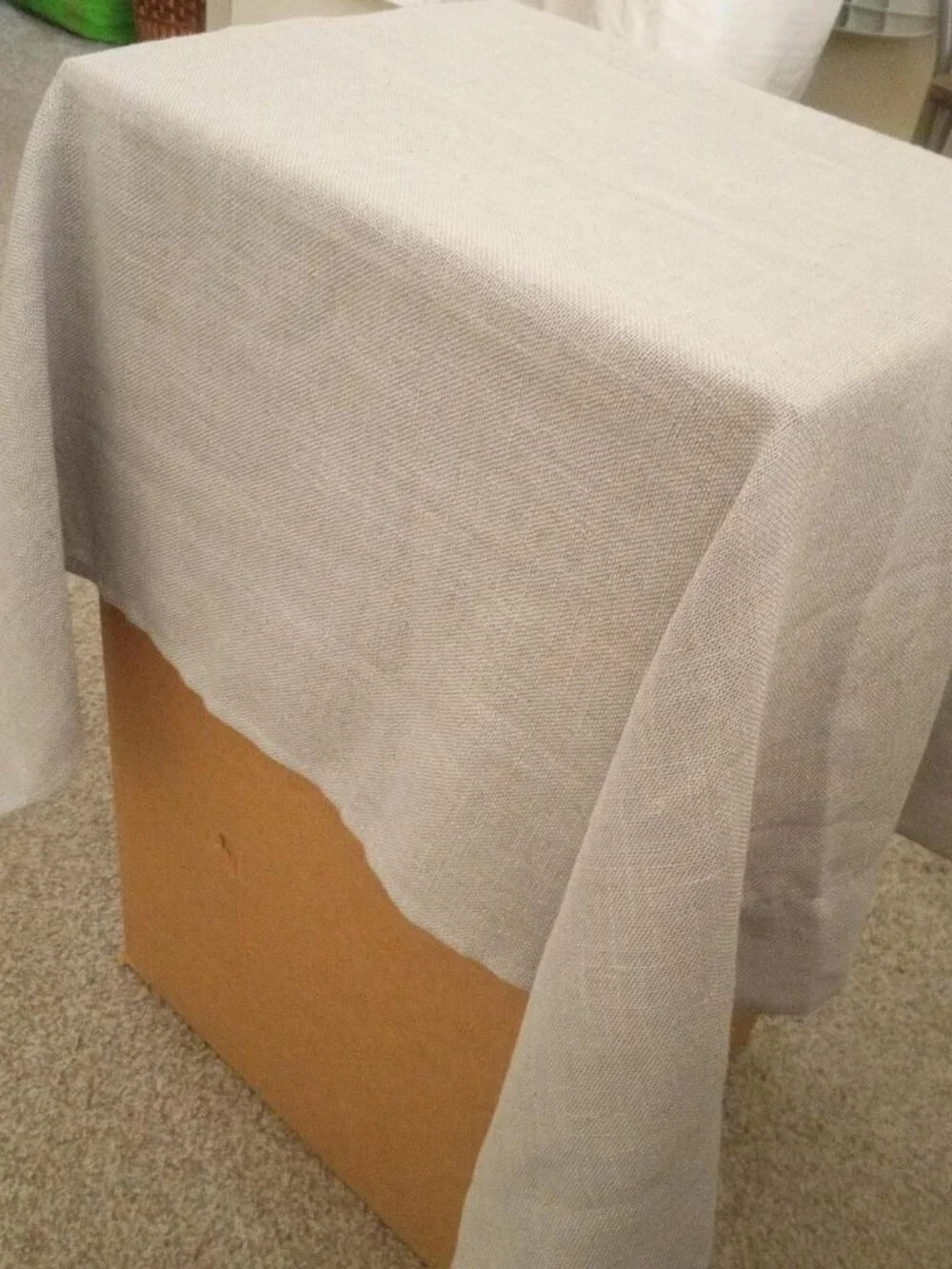 Linen table cloth